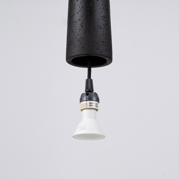 Lampe suspendue Coraona béton noir