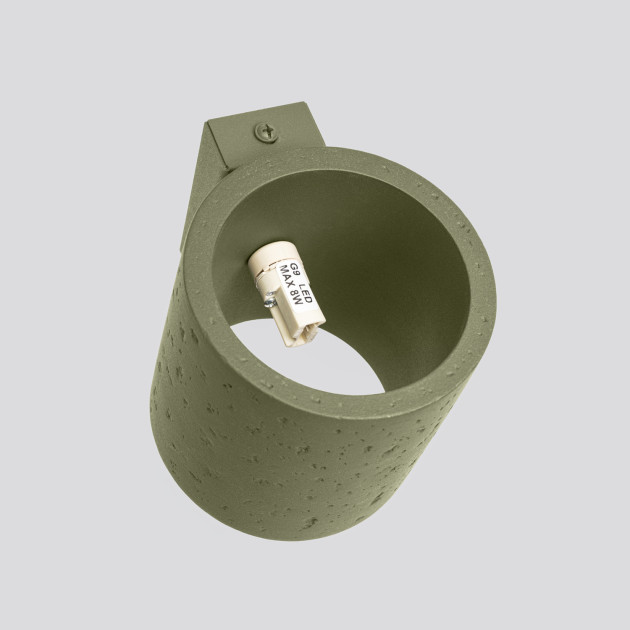 Applique Lineaoon béton vert olive